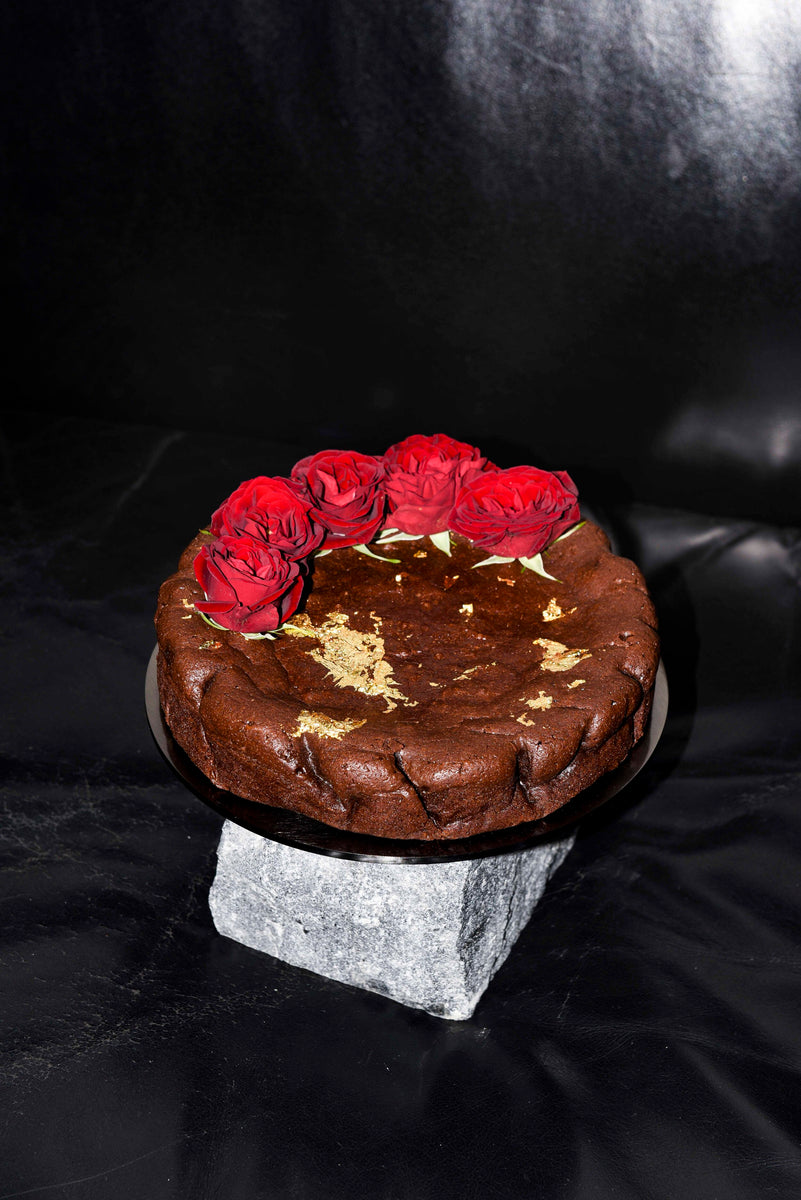The Caker Flourless Dark Chocolate Gold Leaf Cake Kit OH MY NZ
